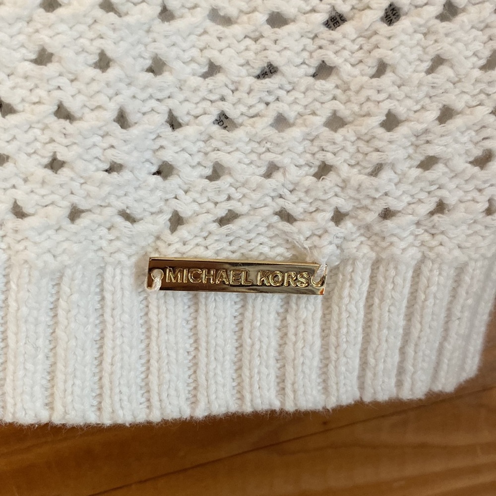 Sweater - Picture 3 of 3